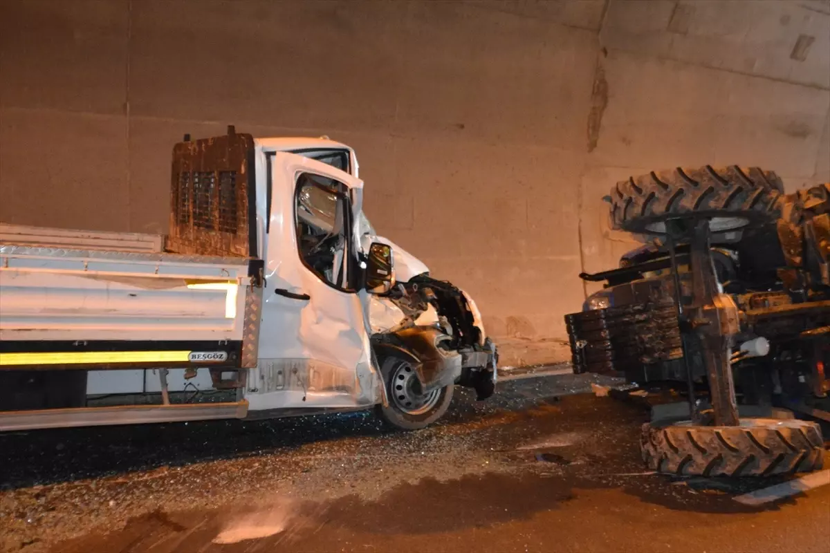 samsunda tunel kazasi traktor surucusu hayatini kaybetti tmVHntv4.jpg