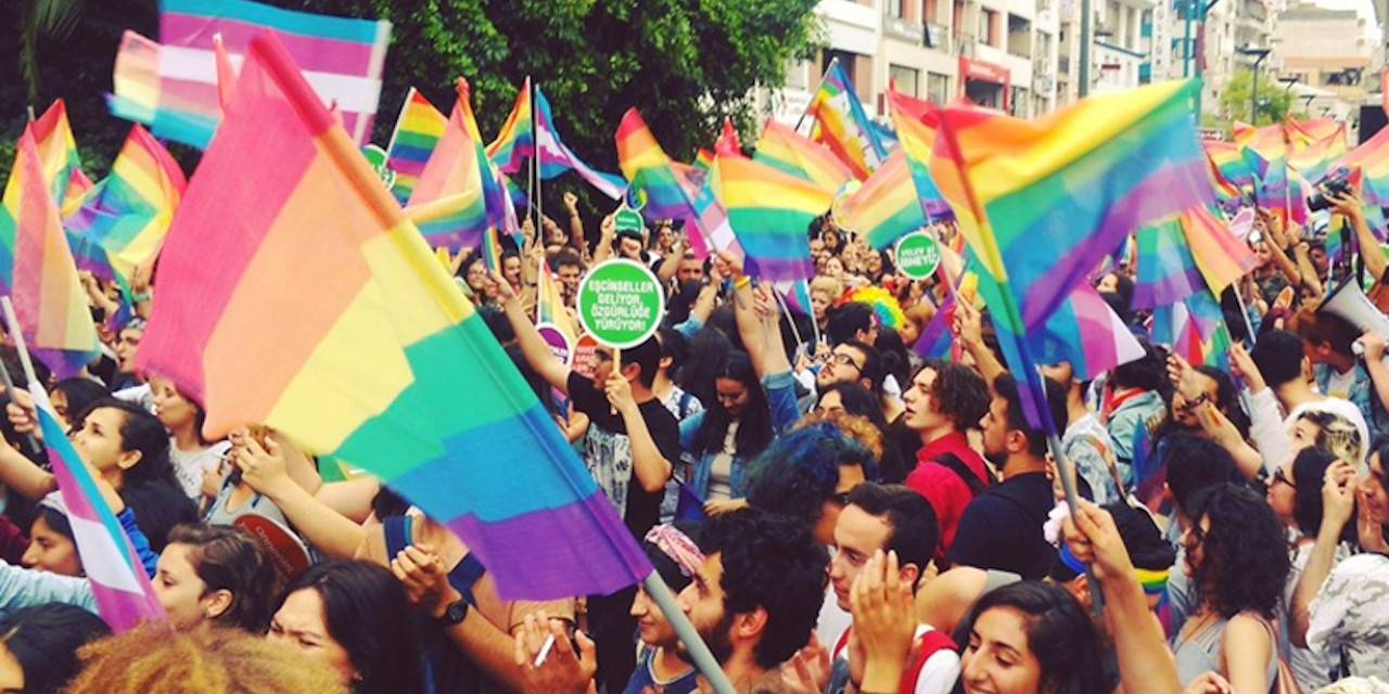 11inci yargi paketinde sona gelindi lgbti duzenlemesi taslaktan cikarildi L2rXie5v.jpg