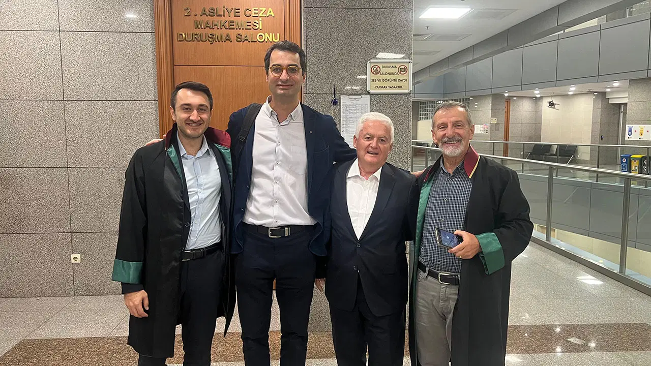 yazarimiz baris terkoglu ve emekli asker ahmet zeki ucoka acilan davada erteleme karari UN9jwuuh.jpg