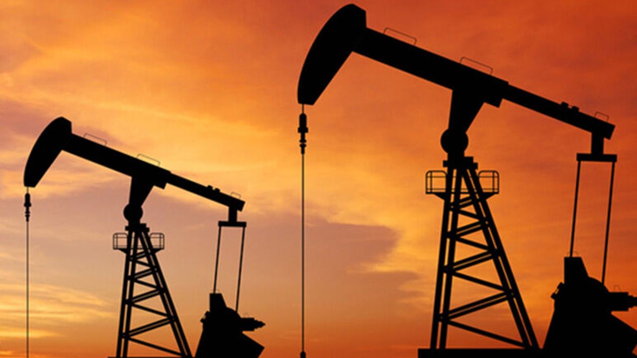 Petrol Fiyatlarında Diplomasi Freni: Rusya-Ukrayna ve İran Etkisi