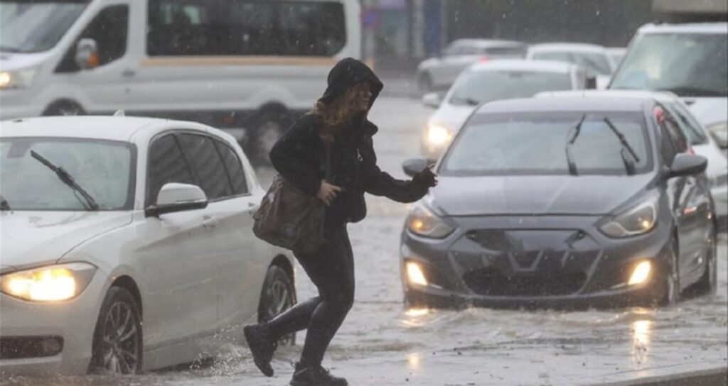 meteoroloji-saat-verdi-hava-cok-sert-degisecek-hNalVdef
