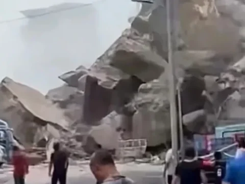 Cinde heyelan faciasi 8 kisi hayatini kaybetti 34 kisi kayip UeIYqAqQ